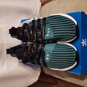 Men's EQT Support Mid Adidas sneakers, 10.5, Black/Green.